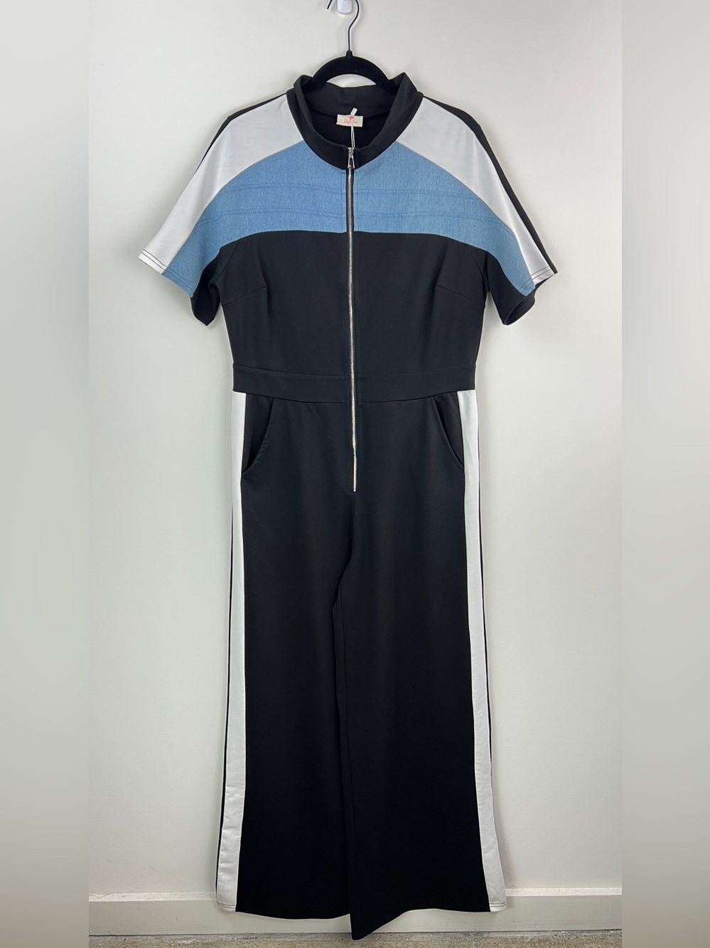 💚 3941. Women's ColorBlock Short Sleeve Jumpsuit